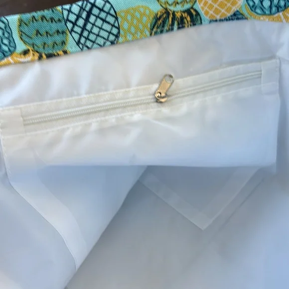 Salt Life Pineapple Paradise Cotton Canvas Beach Tote Bag, Aruba Blue - Picture 4 of 11